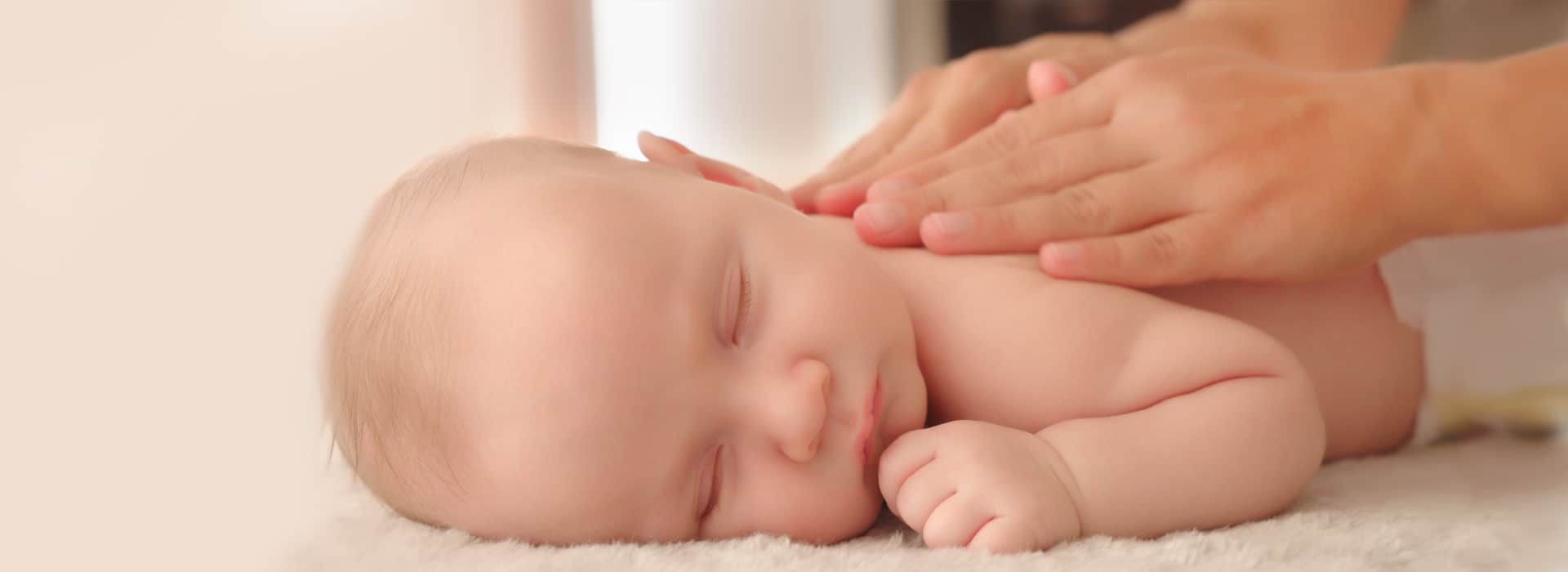 In Salute - Massaggio neonatale benefici